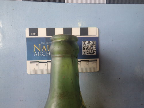 A resized image of MAS-F100103; Sussex; bottle; Image 5 of 5